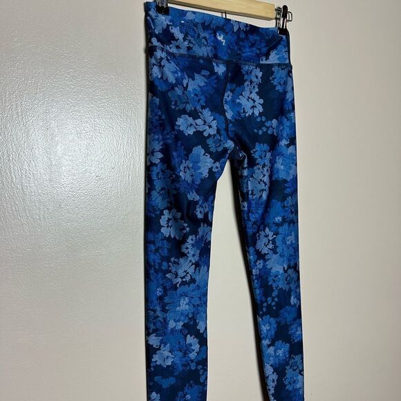 CLEARANCE! Blue Floral JoyLab Leggings Size XS EUC - Picture 4 of 5